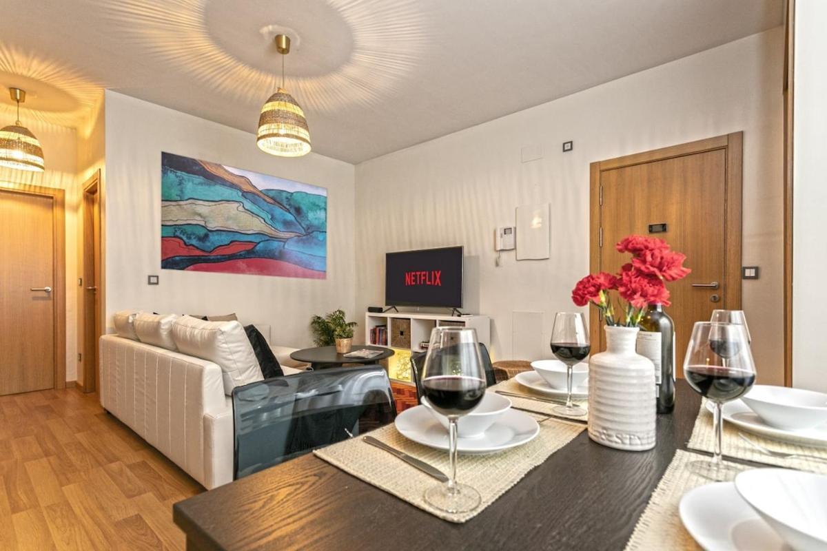 -Malagasunapts- Privateterrace Freeparking Pool Ngoại thất bức ảnh